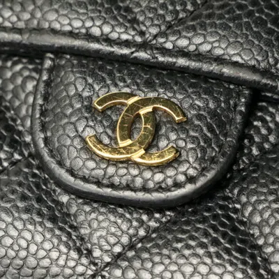 Pre-owned Chanel Black Grained Calfskin Wallet (tri-fold) ()