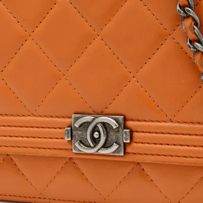 Pre-owned Chanel Orange Leather Chain/shoulder Wallet ()