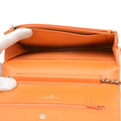 Pre-owned Chanel Orange Leather Chain/shoulder Wallet ()