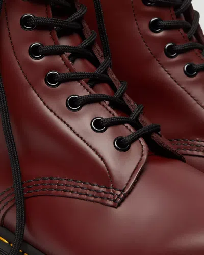 Dr. Martens Anfibi Stringati 1460 Red Smooth In Red