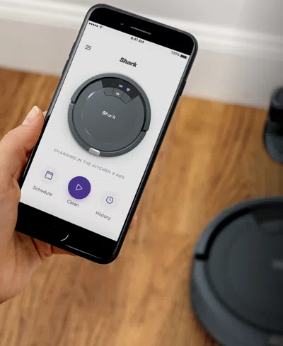 Shark Ion Robot Vacuum In Gray