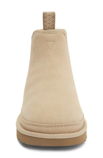 Ugg ® Neumel Chelsea Boot In Neutral