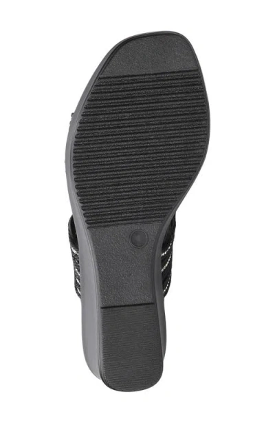 Easy Street Selva Platform Wedge Slide Sandal In Black