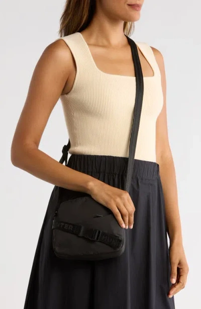 Hunter Dome Crossbody Bag In Black