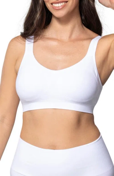 Underoutfit The Comfort Shaping Bra With Adjustable Straps In White