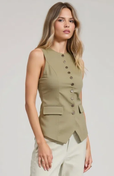 Modenaire Tailored Button Front Vest With Flap Pockets And Notched Hem In Green