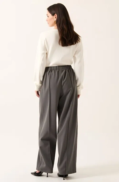 Modenaire Wide-leg Front-seam Elastic Drawstring Waist Trousers In Gray