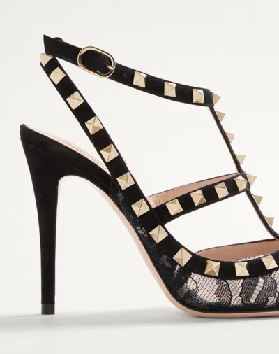 Valentino Rockstud 100 Lace And Suede Pumps In Black