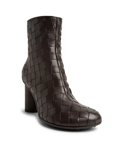 Bottega Veneta Atomic 75 Intrecciato Leather Ankle Boots In Brown