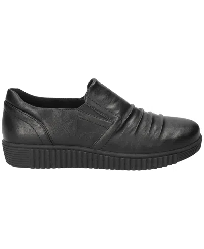 Easy Street Kipper Womens Round Closed Toe Slip-on Shoe In Animal Print