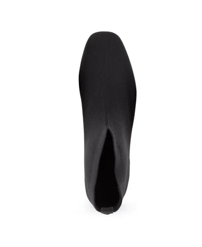 Tahari Corniche Block Heel Knit Bootie In Black