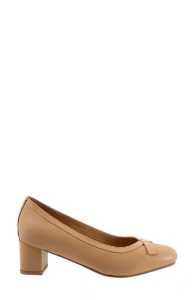Trotters Devin Pump In Neutral