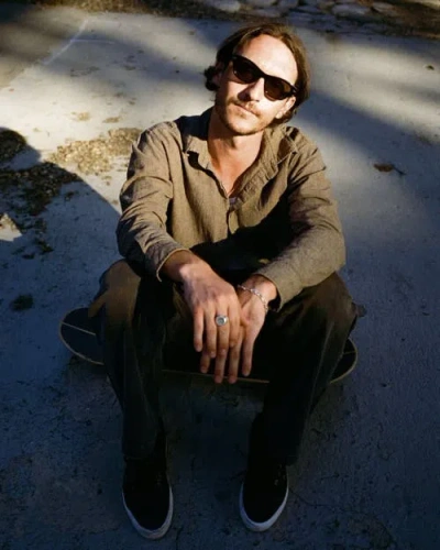 Epokhe Frequency Sunglasses In Black