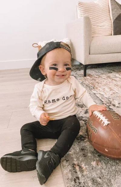 Tenth & Pine Game Day In Neutral