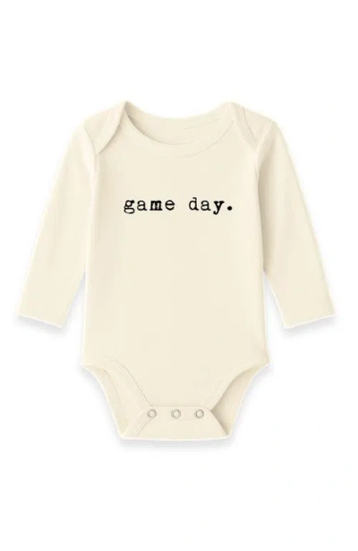 Tenth & Pine Game Day In Neutral