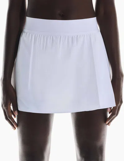 On Women's Court Skirt Pleated In White