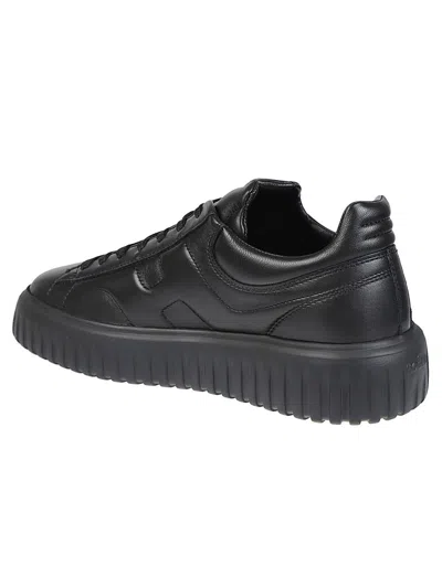 Hogan Monochromatic Low-top Sneakers With Ridged Rubber Sole In Black