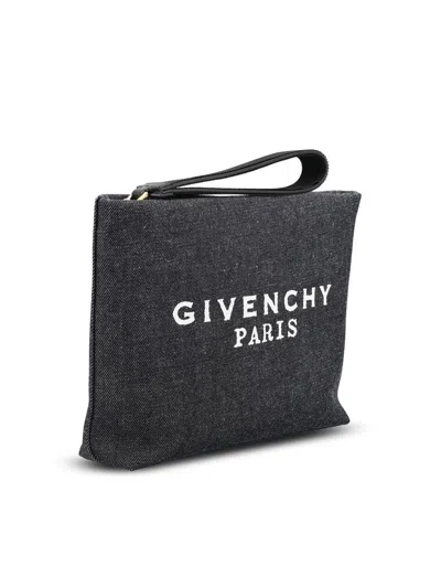 Givenchy Paris Logo Printed Zipped Clutch Bag In Black