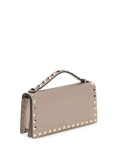 Valentino Rockstud Chain Wallet In Pink