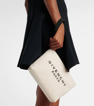 Givenchy Pochette In Tela Con Logo Stampato In Brown