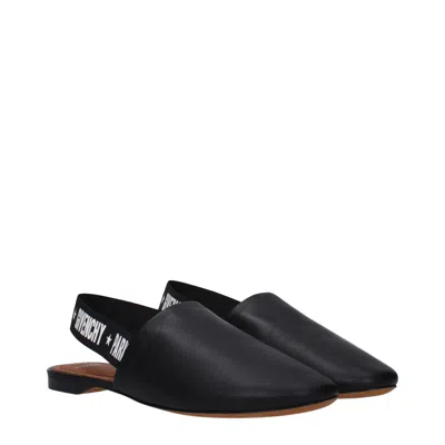 Givenchy Black Leather Women's Slides In Black