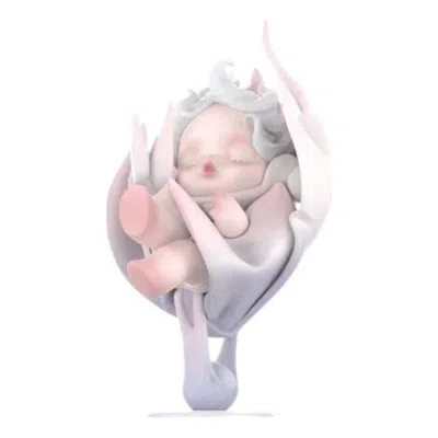 Pop Mart Skullpanda The Paradox Figures 'the Hold' In Gold