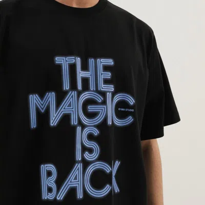 1989 Studio Crew Neck Graphic Print Short Sleeves T-shirt In Black