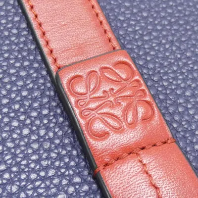 Pre-owned Loewe Navy Red Color Leather Chain/shoulder Wallet ()