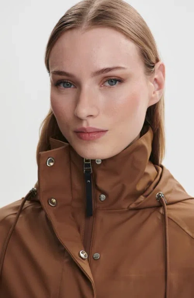 Varley Amel Rainproof Jacket In Brown