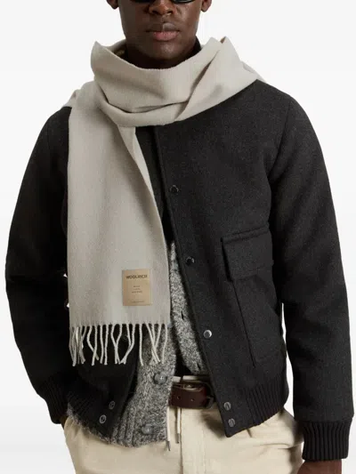 Woolrich Fringed Wool Logo-patch Scarf In Neutral