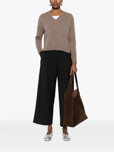 Arovescio V-neck Sweater In Neutral
