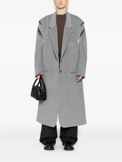 Moohong Doubled Shoulder Coat In Gray