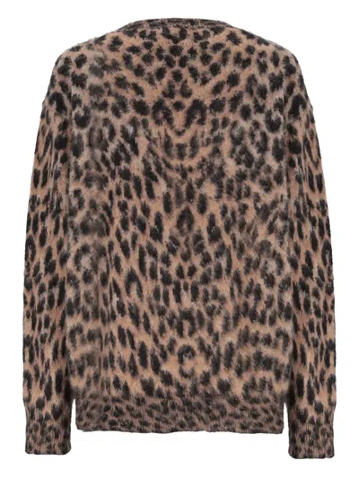 豹纹圆领毛衣