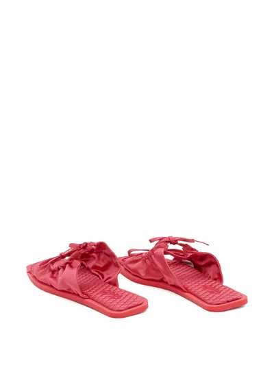 绗缝蝴蝶结平底凉鞋