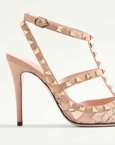 Valentino Rockstud 100 Lace And Leather Pumps In Pink