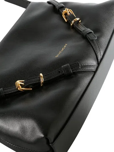 Givenchy Hammered Leather Shoulder Bag With Logo On The Front And Metal Details In Black