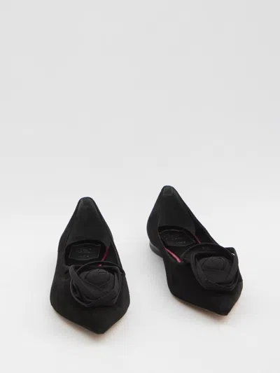 Roger Vivier Ballerina Shoes Featuring Heart Silhouette In Black