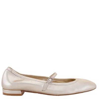 Stuart Weitzman Light Gold Claris Ballet Flats In Gold