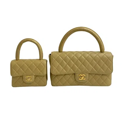 Pre-owned Chanel Leather Handbag () In Sand