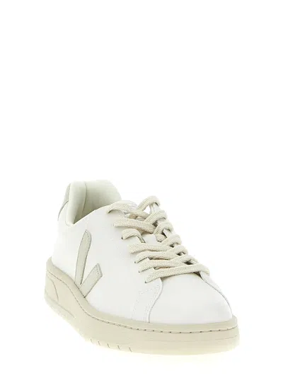 Veja Urca Sneakers Beige In White
