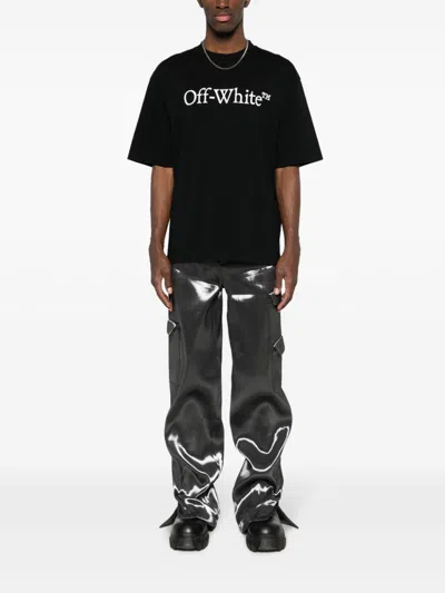 Off-white Black Oversized T-shirt With Contrasting Logo Lettering Print In Cotton Man