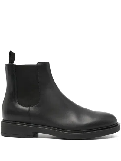 Gianvito Rossi Douglas Elastic-panel Chelsea Boots In Black