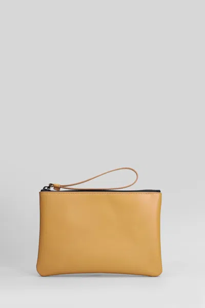 Common Projects Clutch In Camel Leather In Brown