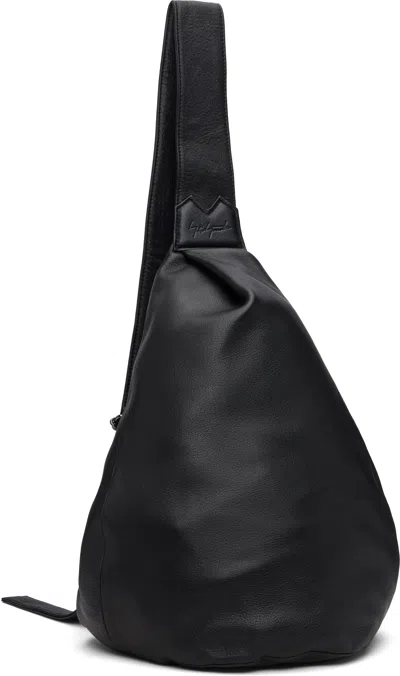 Yohji Yamamoto Black Tuck Sling Medium Bag In Black