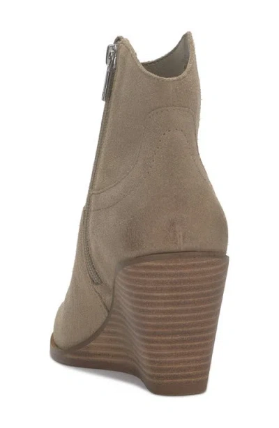Lucky Brand Walts Wedge Boot In Nude