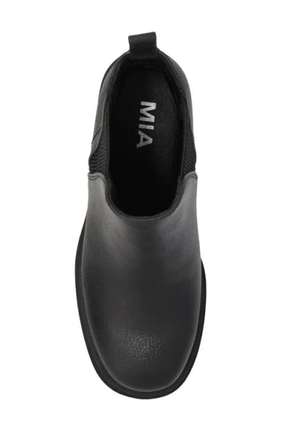 Mia Women's Panola Stacked Heel Lug Sole Chelsea Booties In Black