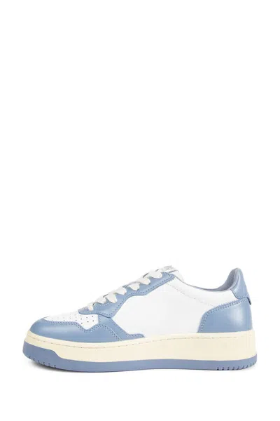 Autry Medalist Low Sneakers Bicolor In White And Tempest Leather Shoes In Purple