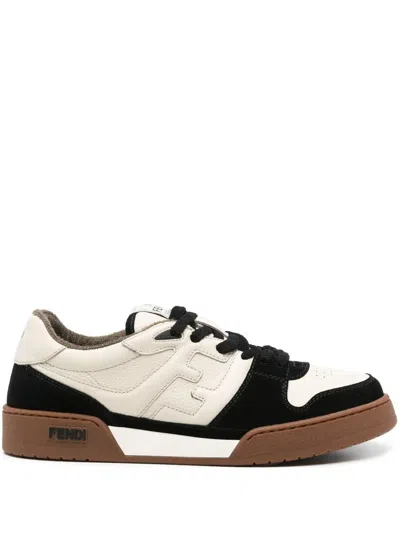 Fendi Men Low Top Sneaker In Calfskin With Logo In Black