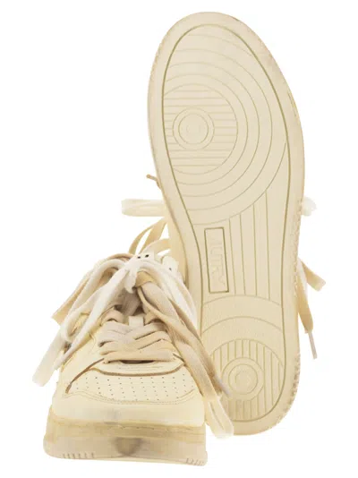 Autry Med Way Leather Sneakers In Multi