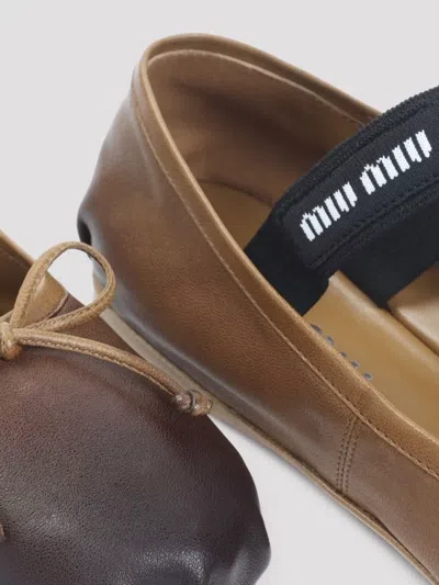 Miu Miu Gradient Brown Lamb Leather Ballet Flats With Bow Detail In Neutral